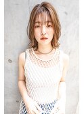 かきあげヘアーシルバーカラー韓国風センターフェードカット