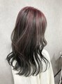 エスト(est) モヒカンラインのみブリーチしてオンカラーのアンブレラカラー