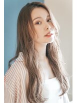 アルテ(ARTE)&nbsp;【ARTE表参道/青山】顔まわりレイヤーセミロング×透明感カラー