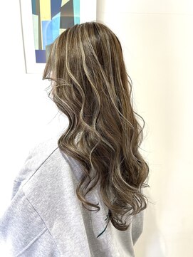 クオレア(CUOREA) コントラストハイライト×ホワイトベージュ