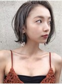 重すぎない軽やかな動きのある ボブヘア 暗髪カラー