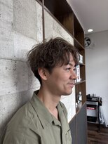 シザーズ(SCISSORS)&nbsp;グレージュカラー/センターパート