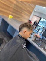 クロムトウキョウ ザ バーバー ネオン 新宿店(CHROM TOKYO the Barber ne/on) ソフトモヒカン/スキンフェード【バーバー】【理容室】【新宿】