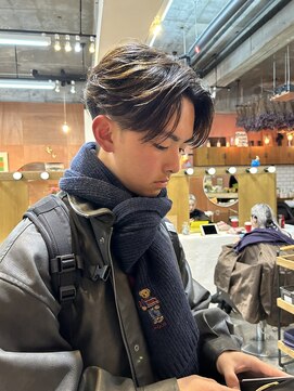 チャプター 問屋町(chapter) フェザーパーマセンターパートニュアンスパーマ眉毛カット