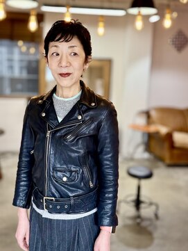 ウルティフ(WOLTIF) 品の良い癖毛風パーマ