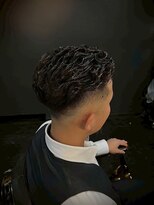 キングスマントーキョー 立川店(KINGSMAN TOKYO)&nbsp;アップバング / ツーブロック / スキンフェード 【立川】