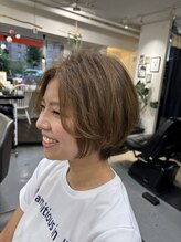ルーツ(ROOTS) 大人キレイめショート
