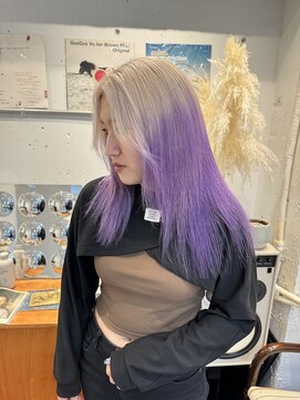 ベンジー 天神店(benji) white × lavender(福岡/天神/大名)