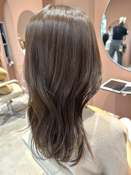 アイニティ 緑地公園(Inity) 透明感たっぷりカラー『ショコラグレージュ』