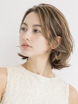 アトムズ(AtomZ)&nbsp;ラフ質感ベージュ×抜け感ショート