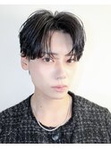 センターパートウルフニュアンスパーマ黒髪フェザーパーマ