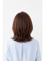 ベルス(bellus)&nbsp;流し前髪×大人くびれミディアム20代　30代　40代