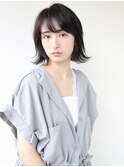 レイヤー×クセ毛風カールでミディアムを軽やかにアップデート