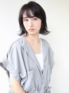 ラ ブレス 天王寺(LaBless) レイヤー×クセ毛風カールでミディアムを軽やかにアップデート