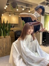 骨格補正小顔カットとは？美容業界の頂点で鍛え上げられたスタッフのカットへのこだわりを体感ください♪