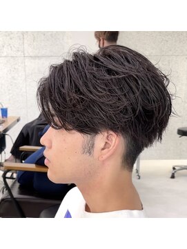 ストゥー(StueW.) センターパート【倉敷】【岡山】【スパイラルパーマ】