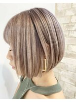 カルラ(Karra)&nbsp;アッシュブラウンボブ