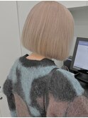 ハイトーングレージュ