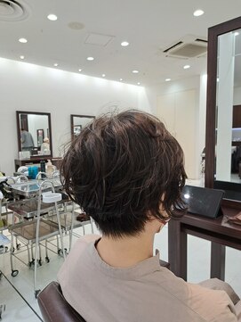 タヤ 千葉そごう店(TAYA) ショートパーマスタイル