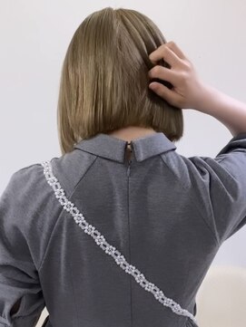 メゾンアクア 表参道(Maison ACQUA) ☆ブリーチなしダブルカラー オリーブ オリーブベージュ ボブ