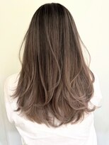 リル バイ ジルブラン(Lil by JIL BLAN)&nbsp;黒髪　ボブルフ　ネビージュ　小顔　ワンレン　スペインカール