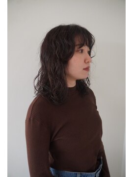 ロマリア 渋谷 渋谷宮益坂(Lomalia) 乾かすだけでキマる髪ウェーブパーマミディアム