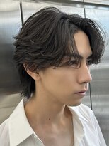 レタッチ バイ フィフス 天神大名(RETOUCH by fifth) 天神大名メンズパーマフェザーパーマセンターパートガイルヘア