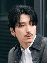 バイフィフス 原宿/表参道(by fifth)&nbsp;緩め波巻きスパイラルパーマシャドウパーマメンズセンターパート