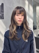 アオ(AO。)&nbsp;柔らかベージュ×デザインカラーハイライトデザイン