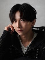 スウェル(SWELL)&nbsp;黒髪でも垢抜ける◎韓国風シースルーセンターパート