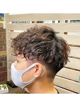 ヴェルゴ(vellgo) 強めのスパイラルマッシュヘア