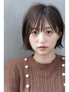 リル 8F 銀座(Rire) 【Rire-リル銀座-】３０代４０代にオススメ小顔ボブ