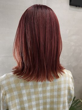 トゥループレイス(true place) 切りっぱなしボブ+ピンクカラー