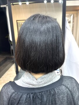 リリー(Lily) ミニボブ