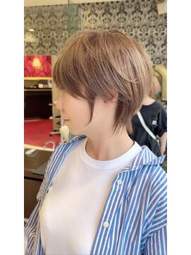 アース 大曽根店(HAIR&MAKE EARTH) 30代40代丸みショートヘア