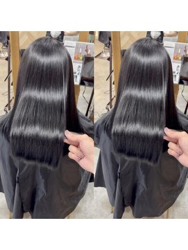 シア(sia) 髪質改善/ホリスティックケア/地毛風グレー