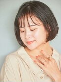 ふんわり柔らかな印象の内巻きボブ