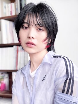 ベチカ(vetica) ショートウルフカット/レッドインナーカラー/赤/顔まわりカット