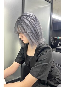 リア 大阪梅田(Ria) ～シルバーアッシュ～　【Ria 大阪 梅田】