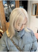 ブロンドカラーホワイトカラートリプルカラーケアブリーチ金髪