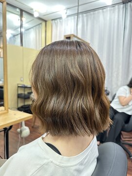イブヘアー(eve. Hair) タッセルボブ&波ウェーブ