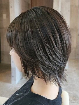 ダコタバイメロウ(DAKOTA by MELLOW) レイヤーボブ/ショートボブ/ショートレイヤー