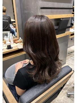 アイニティ(Inity) 柔らかさ抜群！ベージュカラー