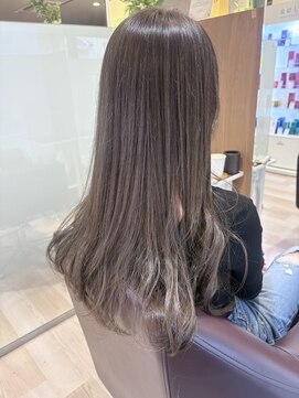 エル バイ ファースト(L by first) 【L by first】ミルクティーグレージュ