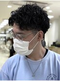 メンズパーマ波巻きツイストスパイラル刈り上げセンターパート