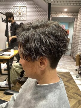 ステレオ ヘアデザイン 安城店(STEREO HAIR DESIGN) シャドウパーマ×センターパート（1月）