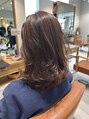 ヘアー アンド ビューティー リル(rille)&nbsp;ブリーチなし透明感ベージュ×ミディアムレイヤースタイル