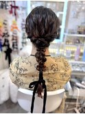 結婚式・お呼ばれふわふわ編み下ろし　ベロアリボンアレンジ