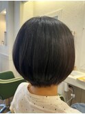 ショートボブ