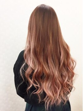 エクステ専門店あるじゃんすー 小倉店 ピンクグラデ#シールエクステ#ロングヘア#デザインカラー#小倉